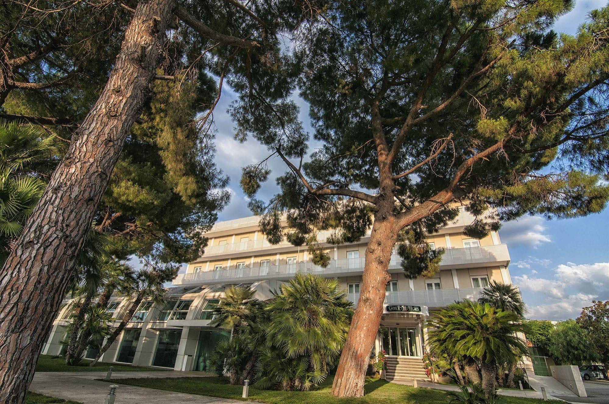 Garden Hotel Molfetta Bagian luar foto